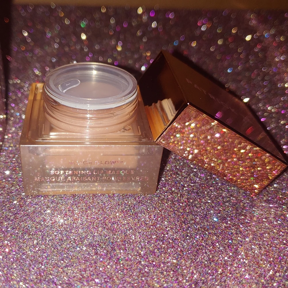 She's Juicy Major Glow Softening Lip Masque PATRICK TA